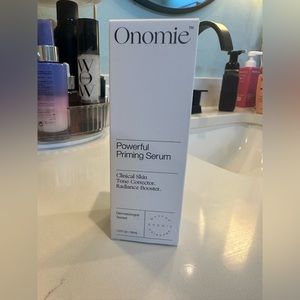 Two products Onomie Priming Serum and Setting Spray NWT